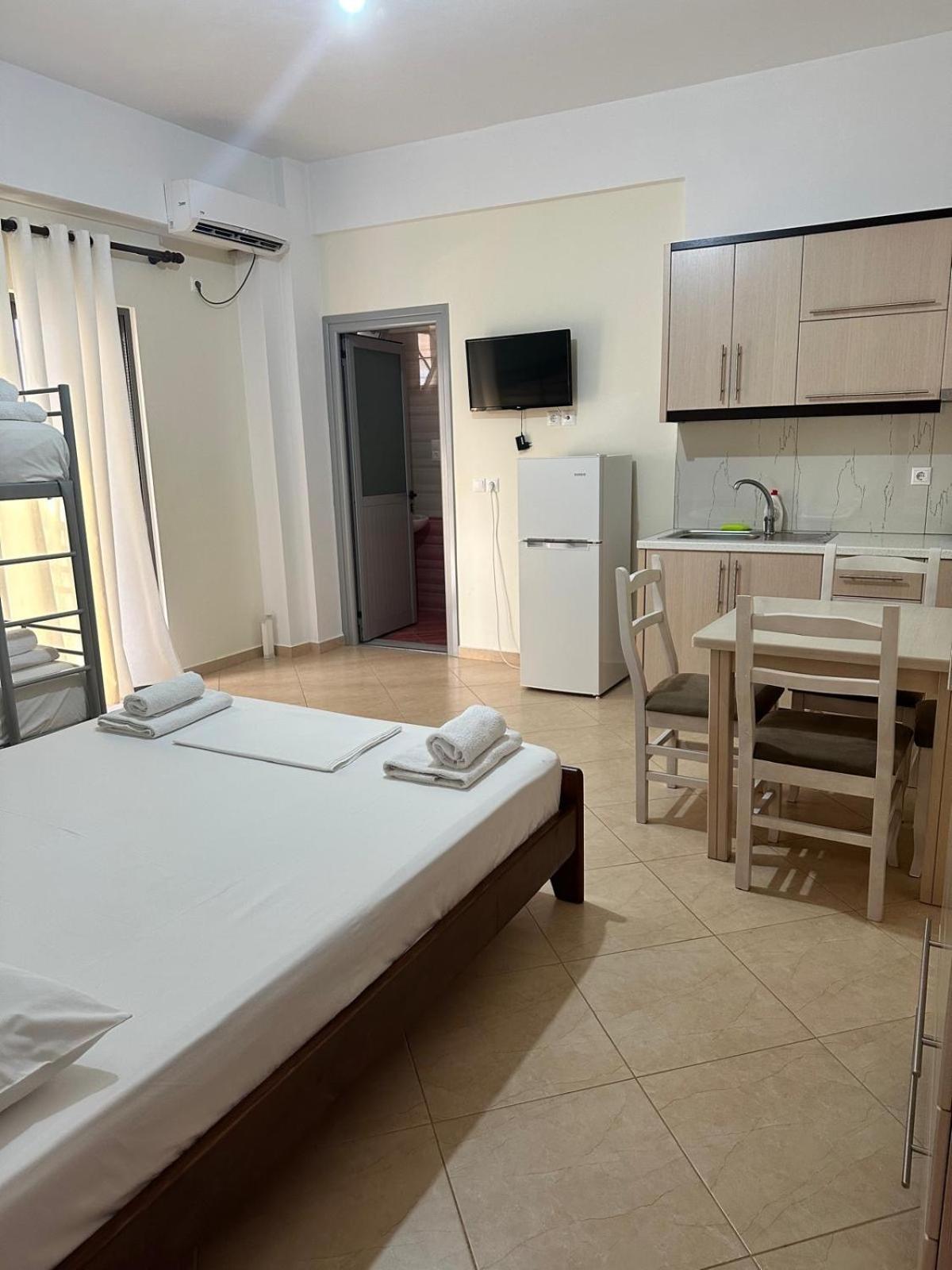 Erjon Apartments Ksamil Exterior foto